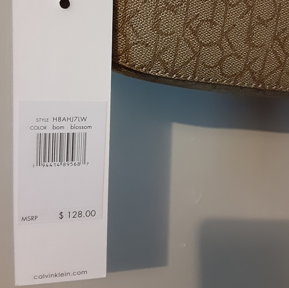 Purse - Picture 2 of 4